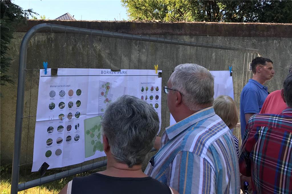 Pläne für Park fix: Neue grüne Mitte in Bork soll zum Verweilen einladen Von der Verwendung natürlicher Materialien, die im neuen Borker Park verwendet werden, sind die Menschen begeistert und freuen sich auf die neue Freizeitanlage.