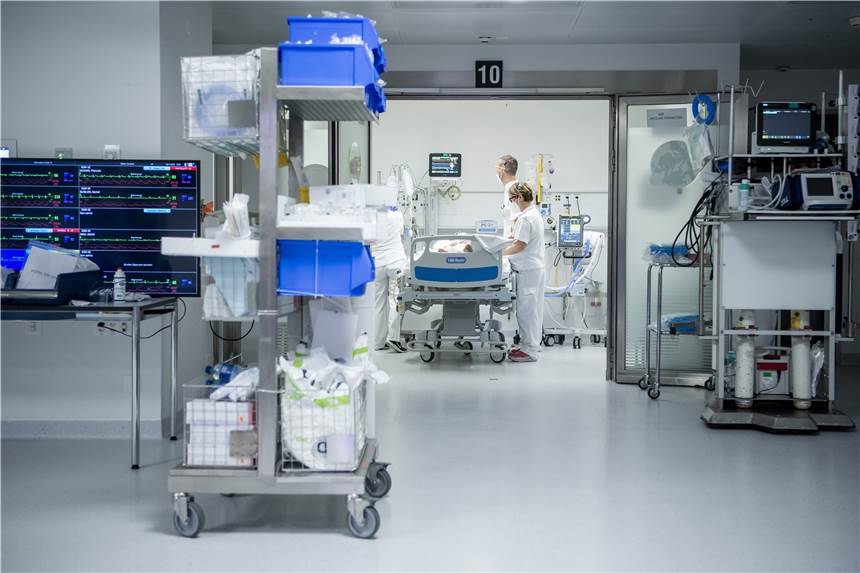 Kreis Recklinghausen meldet 12 weitere Corona-Tote Von Freitag auf Samstag sind im Kreis Recklinghausen 13 mit dem Coronavirus infizierte Menschen verstorben.