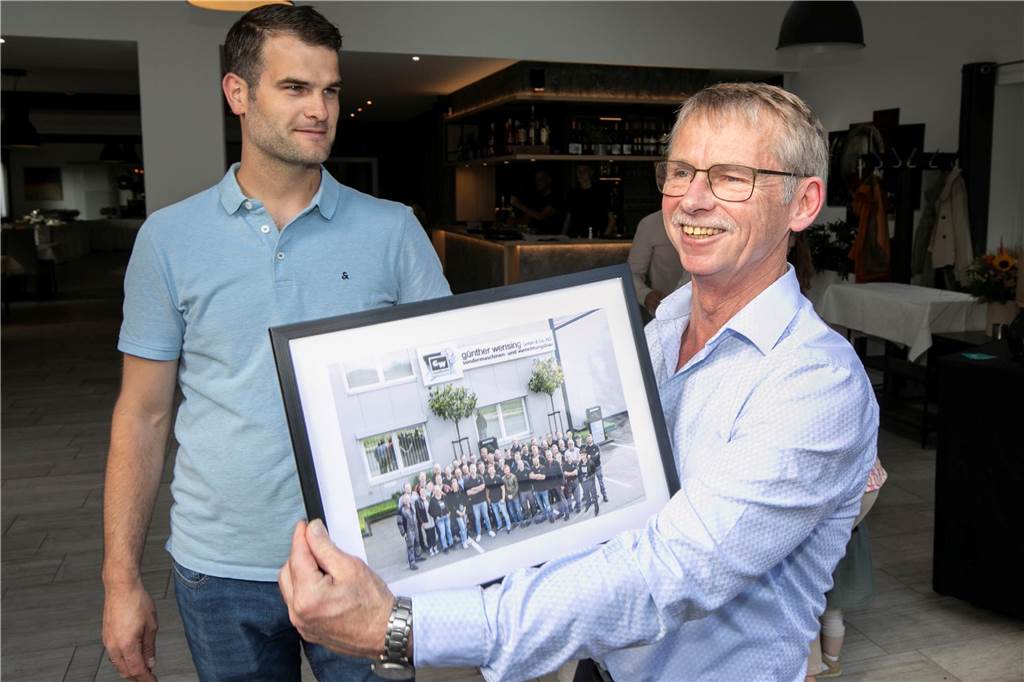 Nach 50 Jahren bei Günther Wensing: Hans-Gerd Heming übergibt Staffelstab Hans-Gerd Heming mit einem Bild