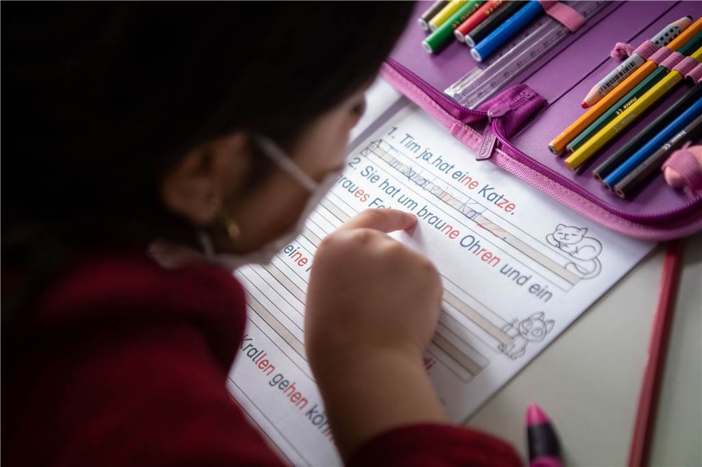 Nachhilfe-Institut kämpft gegen riesige Lücken und Long Covid Vor allem Grundschüler haben große schulische Probleme durch die Pandemie - das zumindest haben die Mitarbeiter und Mitarbeiterinnen des Studienkreises Bottrop festgestellt. (Symbolbild)
