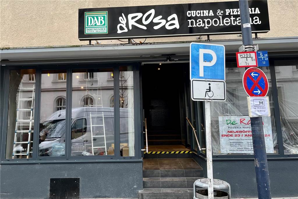 Dario De Rosa eröffnet neues Lokal am 11. Januar im Kaiserviertel Vor drei Wochen waren die Bauarbeiten an der Kaiserstraße 27 noch in vollem Gange. Jetzt steht das Lokal kurz vor der Eröffnung.