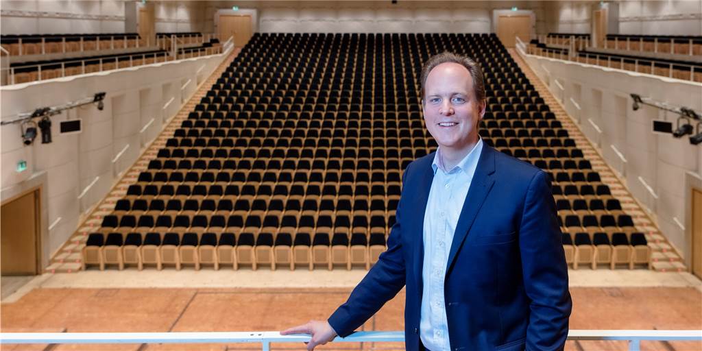 Erst umstritten, dann gefeiert: Wie das Konzerthaus in die Brückstraße kam Vor genau 20 Jahren wurde das Konzerthaus Dortmund eröffnet. Intendant Dr. Raphael von Hoensbroech freut sich heute über ein Haus in der „Champions League“.