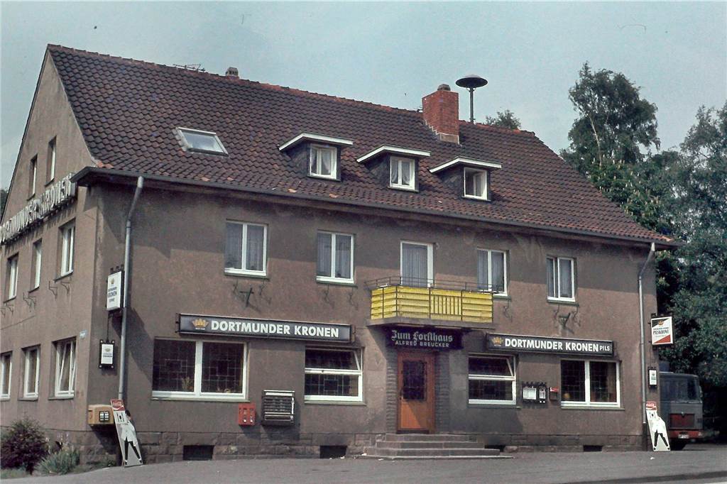 Früher Hai-Pin und Soma - Was wird aus dem China-Restaurant an der Hörder Straße? Vor seiner Zeit mit chinesischer Küche war das Restaurant an der Ecke Hörder-/Bergstraße als „Forsthaus Breucker“ ein Ausflugsziel der Schwerter.