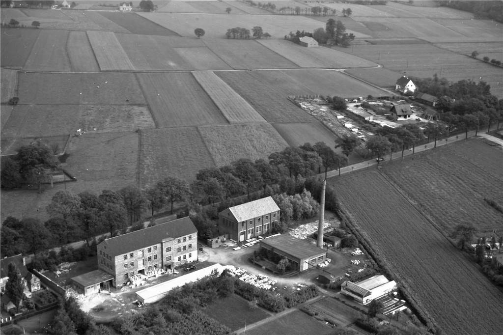 Historie des Wohnquartiers Stadtsfeld soll aufgearbeitet werden Alte Luftaufnahme
