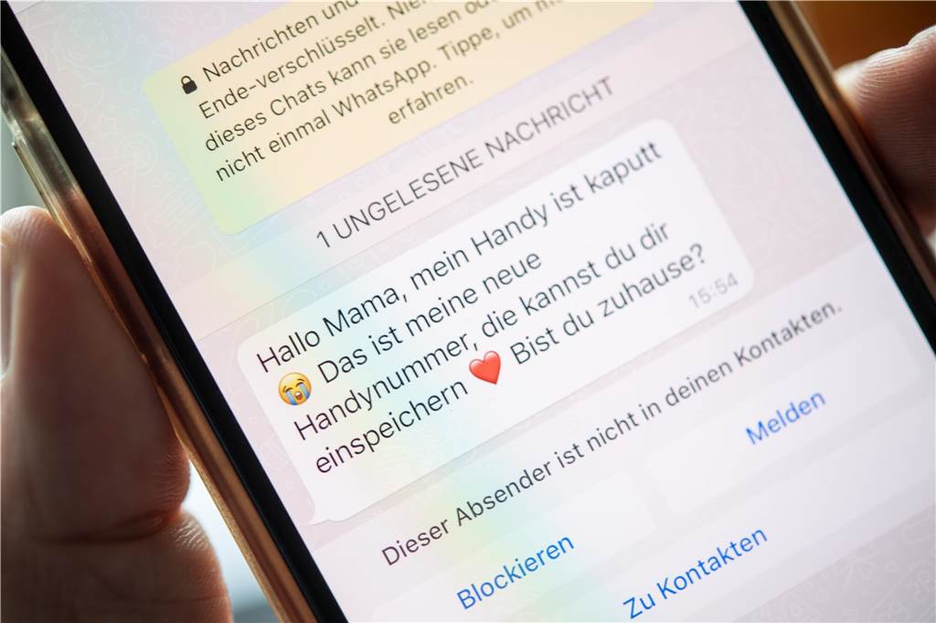Viel Betrug per Whatsapp und mehr Gewalt auch gegen Uniformierte Vorsicht, Betrug! So oder so ähnlich sehen Nachrichten aus, mit denen professionelle Verbrecher versuchen, Geld zu erbeuten. Leider haben sie oft Erfolg.
