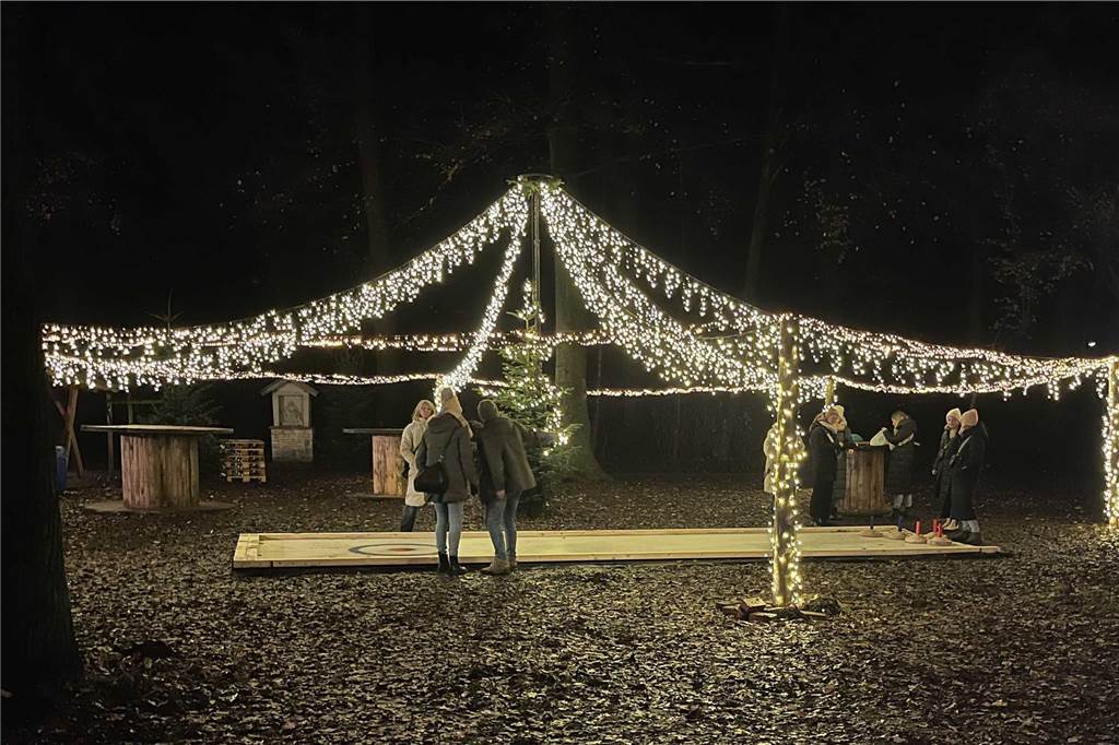Vorweihnachtliche Stimmung verbreitet der Winterzauber in Heek.