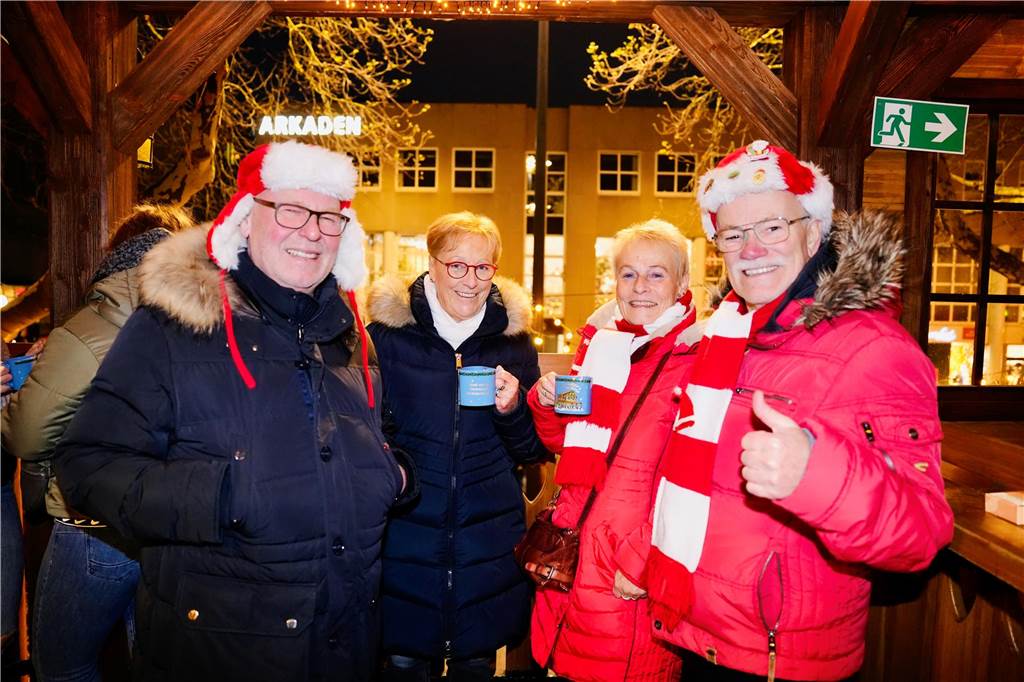 Vorweihnachtsstimmung herrschte am Freitagabend (13.12.) auf dem Dortmunder Weihnachtsmarkt.