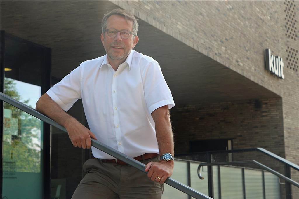 Wegen Förderprogramm: Zwei Leerstände im „Herzen von Vreden“ gefüllt Vredens Citymanager Jörg Lenhard freut sich, dass er zwei Leerstände in der Wassermühlenstraße in Vreden füllen konnte.