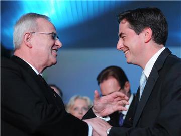 VW-Chef Winterkorn (l) und Niedersachsens Ministerpräsident McAllister in Sao Paulo: VW will bis 2016 3,4 Milliarden Euro in Brasilien investieren.