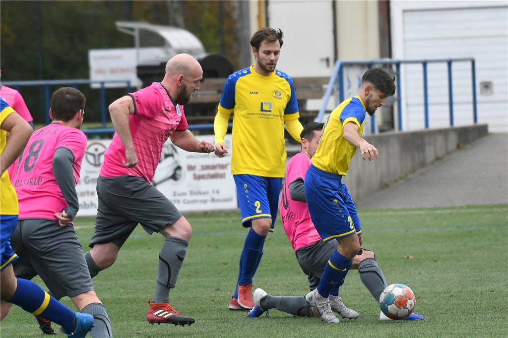 Wacker Obercastrop II, Titelanwärter in der Kreisliga B, setzte sich im Derby bei der Spvg Schwerin II mit 9:1 durch.
