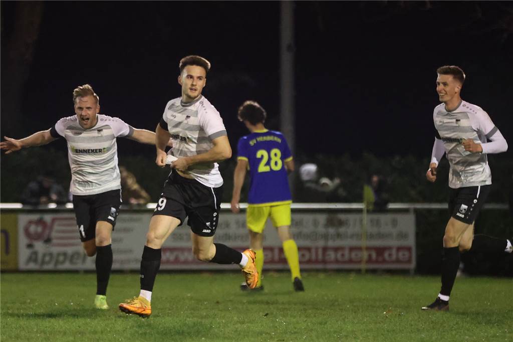 „Es kotzt mich an“: SV Herbern rennt immer wieder einem Rückstand hinterher Während der FC Nordkirchen jubelte, lief der SVH in Halbzeit eins den eigenen Ansprüchen hinterher.