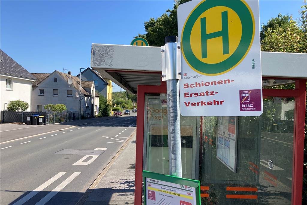 Zugverkehr betroffen: Umbau an Bahnhof im Dortmunder Westen beginnt Während des Umbaus am Bahnsteig kommt es ab Freitag (12.8.) zu Streckensperrungen.
