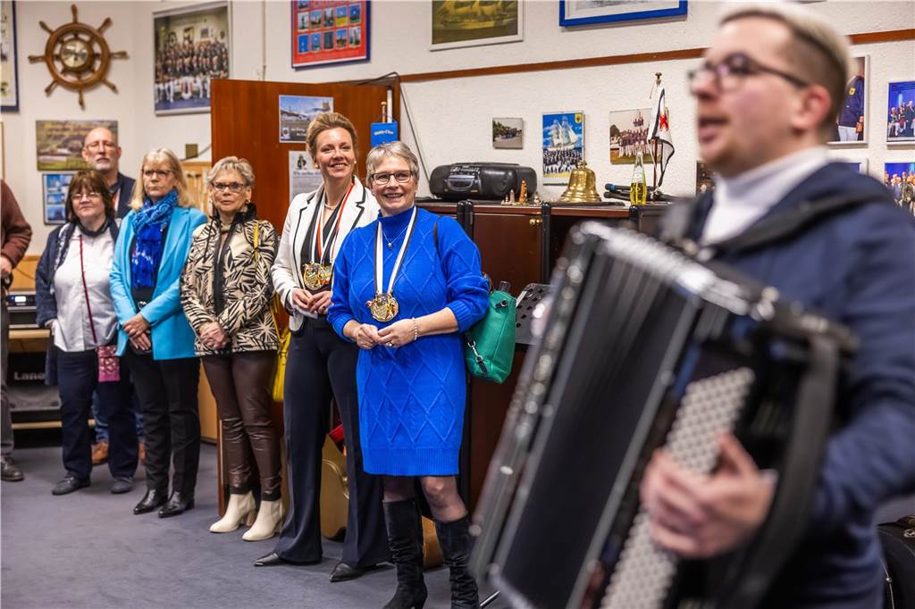 NRW-Ministerin Ina Brandes (CDU) zu Besuch im Kulturhaus Lütgendortmund.