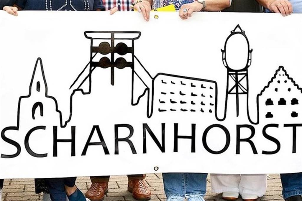 Neuwahl: Bald hat der Scharnhorst (wohl) eine Bezirksbürgermeisterin Wahrzeichen des Stadtbezirks Scharnhorst (v.l.): die Kirchen, die Zeche Gneisenau, der Wohnungsbau in Scharnhorst-Ost, das Lanstrper Ei und das Haus Wenge