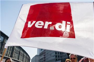 Warnstreiks: Nahverkehr in Düsseldorf wird lahmgelegt. Foto: Christophe Gateau/Archiv