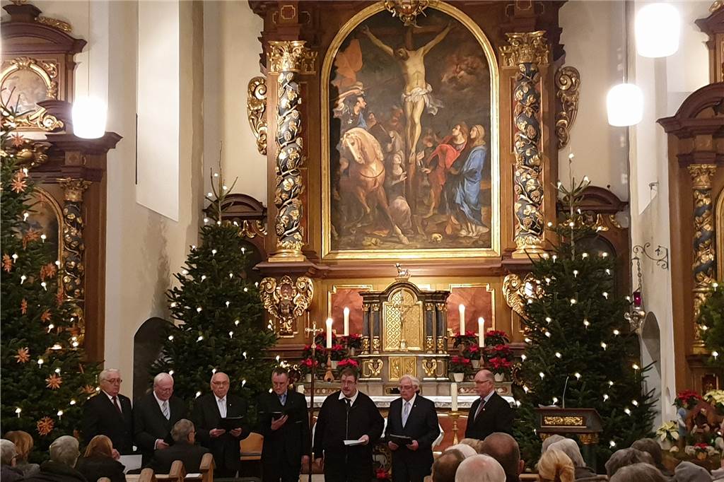 Kapuziner weichen mit prunkvoller Kirche in Werne vom Armuts-Grundsatz ab Die Kapuzinerkirche in Werne bei einem Weihnachtskonzert.