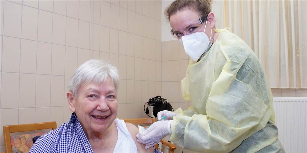 Bei Pflegekräften in Legden und Asbeck ist eine Impfpflicht überflüssig Was für die Bewohner gilt, soll auch für die Mitarbeitenden gelten: Sie sollen durch eine Impfung gegen Covid-19 sich und auch andere schützen.