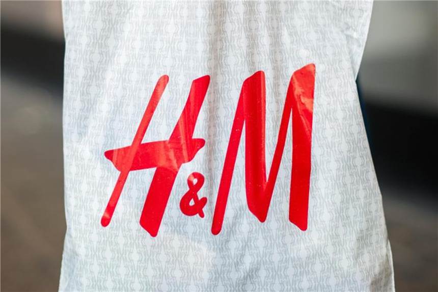 H&M setzt mehr um als erwartet Was günstige Mode angeht, ist H&M längst nicht mehr das Maß aller Dinge. Foto: Hauke-Christian Dittrich