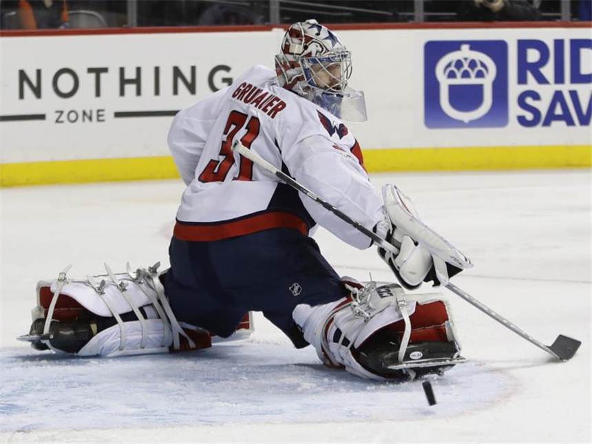 Draisaitl und Grubauer Sieggaranten in der NHL Washington Capitals Torhüter Philipp Grubauer blieb gegen die Los Angeles Kings ohne Gegentor. Foto: Frank Franklin Ii