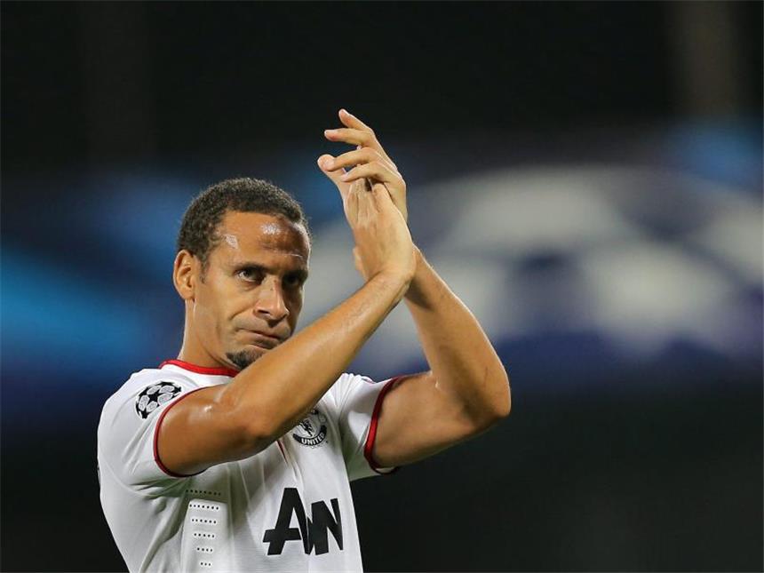 Englands Ex-Nationalspieler Ferdinand wird Boxer Wechselt vom Fußballplatz in den Boxring: Ex-Nationalspieler Rio Ferdinand. Foto: Robert Ghement