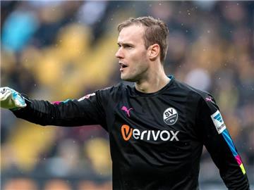 Wechselt vom SV Sandhausen zum FC Ingolstadt: Torhüter Marco Knaller. Foto: Thomas Eisenhuth