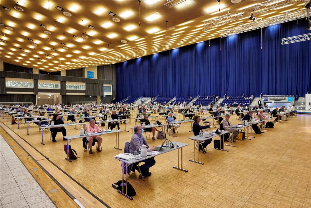 Zwei Halterner wollen am 13. September ins Ruhrparlament einziehen Wegen Corona tagte das Ruhrparlament zuletzt in der Gruga-Halle Essen.