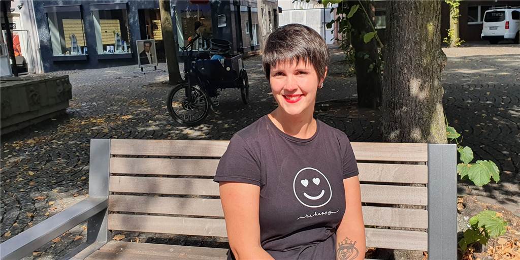„Die Kosten sind stark gestiegen“: Shoppen die Dorstener nun weniger? Wegen der steigenden Preise ist Svenja Küpper sparsamer geworden. Wie ihr geht es vielen Dorstenern.