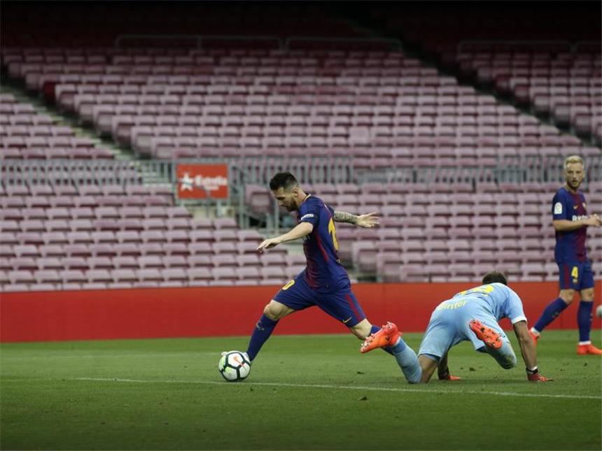 Trotz Referendums: Der FC Barcelona spielt heute Wegen der Unruhen beim umstrittenen Referendum über die Unabhängigkeit Kataloniens fand das Spiel ohne Zuschauer statt.