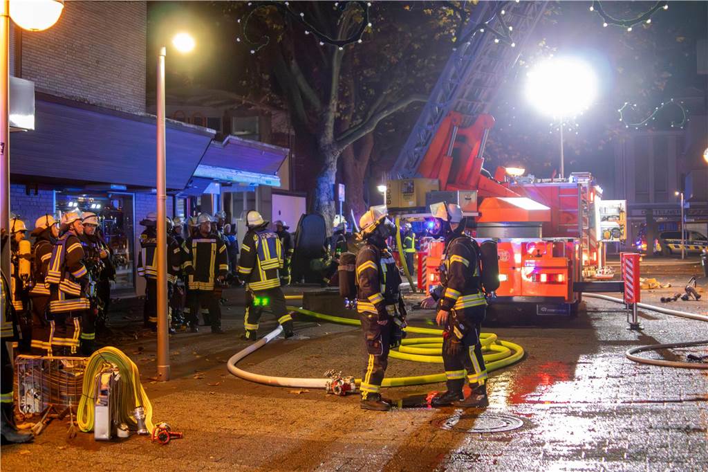 Nach Wohnungsbrand von der Hohen Straße: Fast sechs Jahre Haft für Ex-Mieter Wegen des Feuers in einem Mehrfamilienhaus in der Dattelner Innenstadt wurde Stadtalarm ausgelöst.