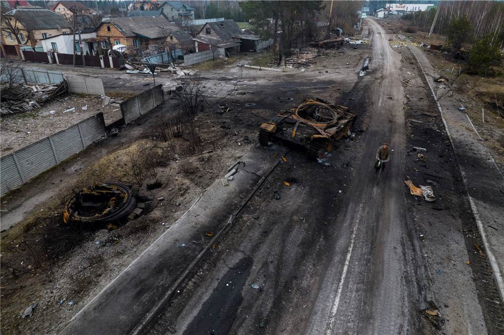 Spezielle Hilfe gefragt: Immer mehr ukrainische Flüchtlinge in Heek Wegen des Krieges und seiner Zerstörung fliehen jeden Tag Tausende aus der Ukraine und suchen auch im Kreis Borken und Heek Schutz.