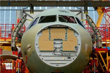 Wegen Produktionskürzungen sind bei Airbus rund 3600 Jobs in Gefahr. Foto: Sven Hoppe