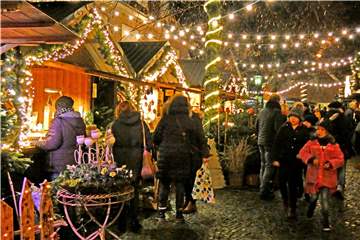 Weihnachtsmärkte sollten auch in diesem Jahr stattfinden, meint unsere Autorin.