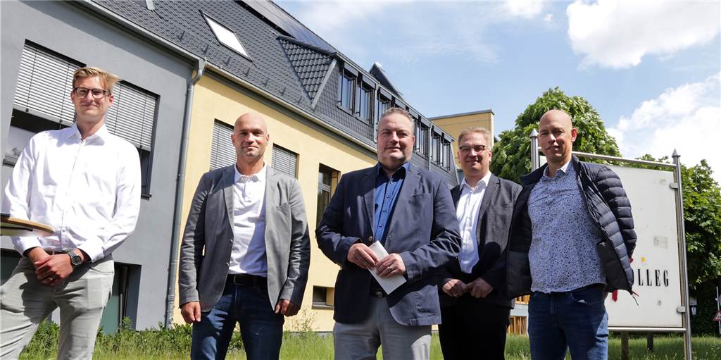 Solaranlage des HBBK ist fertig: Es fehlt aber noch eine entscheidende Kleinigkeit Die Photovoltaikanlage am Berufskolleg wurde jetzt offiziell eingeweiht.