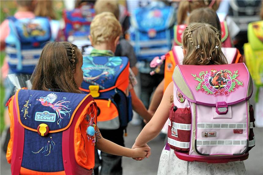 Anmeldezahlen an Grundschulen sinken etwas Weil im nächsten Sommer mehr Kinder eingeschult werden, als im vergangenen Jahr, könnte es dann mehr erste Klassen geben.