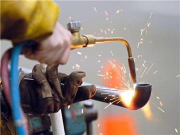 Weitere Bezirke haben die Regelungen für die Metall- und Elektroindustrie im Kern übernommen. 