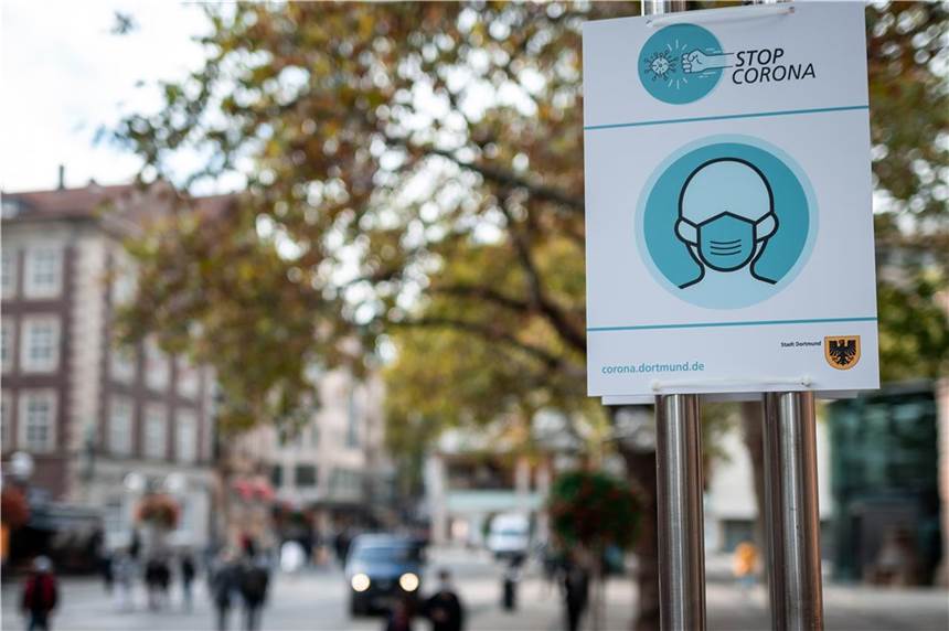 Was Sie am Freitag in Dortmund wissen müssen: Maskenpflicht, illegale Partys und dritte Welle Weitere Plätze im Dortmunder Stadtgebiet bekommen eine besondere Maskenpflicht.