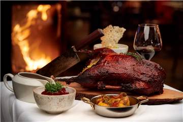 Welche Restaurants bieten ein Weihnachtsmenü zum Liefern oder Abholen an? Das erfahren Sie in unserer Übersicht.