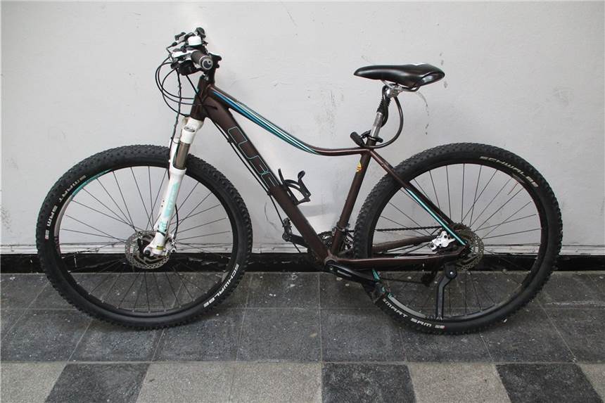 Jugendliche wollen Mountainbike stehlen: Polizei stellt Fahrrad in Werne sicher Wem gehört dieses Mountainbike? Die Polizei hat dieses Rad sichergestellt, bevor es zwei Jugendliche in Werne stehlen konnten.