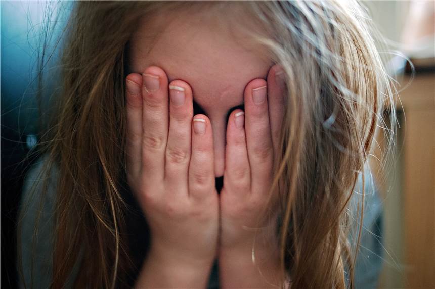 Kindeswohlgefährdungen: Meldungen im Kreis Borken weiter auf hohem Niveau Wenig Kontakte, wenig Struktur, viele Einschränkungen: Der Corona-Lockdown wirkt sich auch auf Kinder und Jugendliche im Kreis Borken aus. Beratungs- und Unterstützungsangebote des Kreises Borken werden verstärkt in Anspruch genommen.