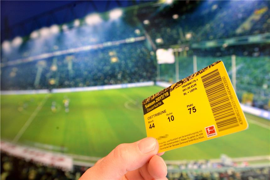 BVB will Fans die Dauerkarten kündigen, wenn sie sie nicht nutzen Wenn BVB-Dauerkarteninhaber nicht regelmäßig ins Stadion gehen, droht ihnen die Kündigung ihrer Karte.