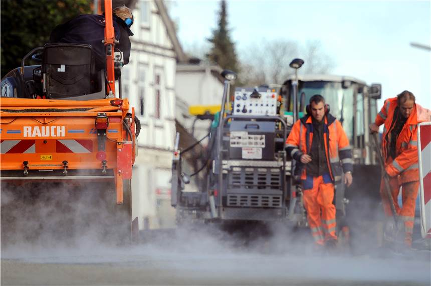 Die WGH sammelt Protest-Unterschriften gegen die Erhebung von Straßenbaubeiträgen Wenn die Stadt ihre Bürger für den Straßenausbau zur Kasse bittet, sind diese selten darüber erfreut.