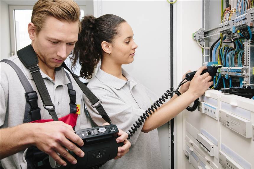 Stadt Lünen bietet zusätzliche Förderung für energetische Sanierung an Wer beispielsweise eine Photovoltaik-Anlage bei sich zu Hause einbaut, wird nun durch Anpassungen der Förderrichtlinien von der Stadt Lünen unterstützt.
