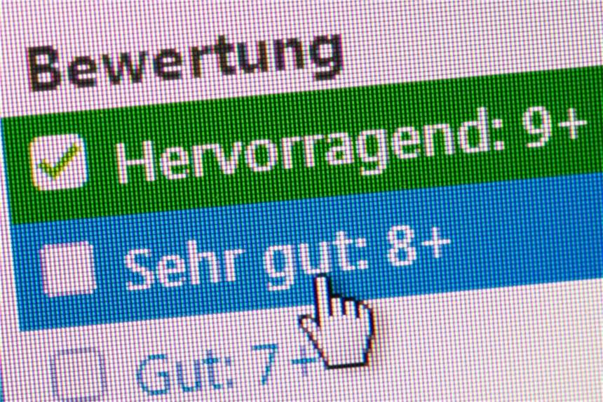 Wer darf ein Hotel bewerten? Nur bestätigte Hotelgäste? Oder jeder? Die großen Buchungsportale gehen damit unterschiedlich um. Foto: Andrea Warnecke