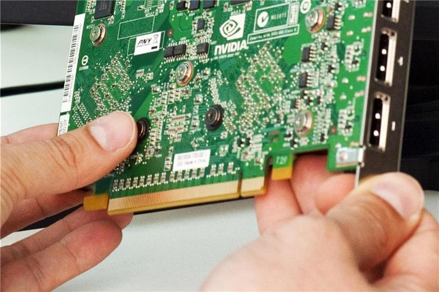 Wer ganz genau wissen will, was die eigene Grafikkarte im Detail kann, sollte sich das Analyse-Tool GPU-Z herunterladen. Foto: Andrea Warnecke
