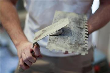 Wer mit seiner Ausbildung unzufrieden ist, sollte nicht gleich aufgeben, sondern nach den Ursachen forschen. Oft hilft schon ein Wechsel des Ausbildungsbetriebs. Foto: Ina Fassbender