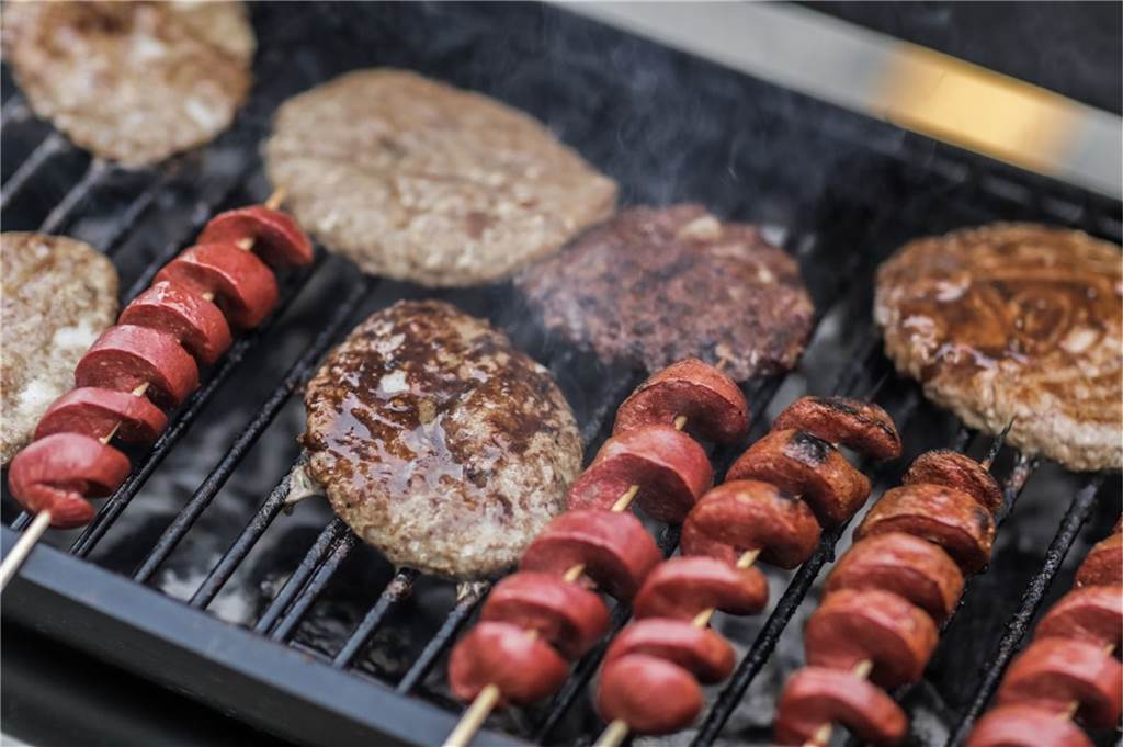 Werden Sie kreativ und probieren Sie nicht nur auf dem Grill etwas Neues aus, sondern dazu noch an einem neuen Ort.