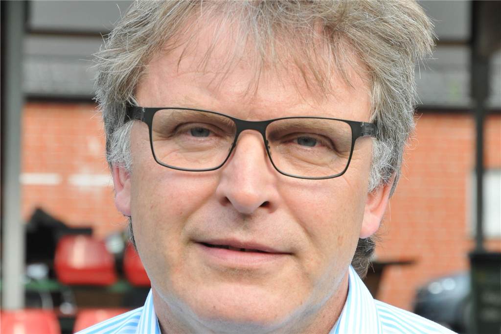 Flutlicht-Ausfall beim Derby war fremdverschuldet Werner Smuda ist stellvertretender Vorsitzender beim BV Brambauer.