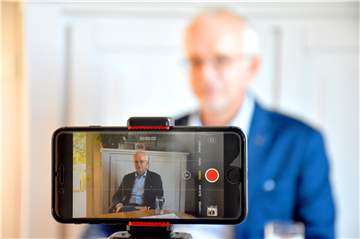 Werner Stödtke (53), unabhängiger Bürgermeisterkandidat für Südlohn und Oeding, bewirbt sich aus der Verwaltung heraus für das Bürgermeisteramt. Darin sieht er einen Vorteil, weil er die Abläufe schon kennt und viel zu tun ist.