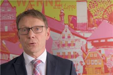 Wernes Bürgermeister Lothar-Christ wandte sich am Wochenende wegen der Corona-Krise in einer Videobotschaft an die Bevölkerung.