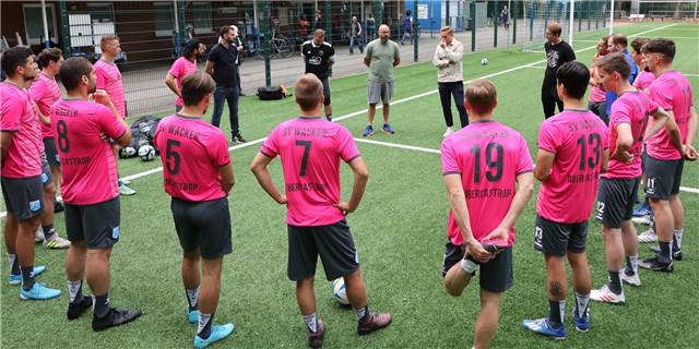Castrop-Rauxeler Fußball-Welt hat jetzt eine Lücke - die muss weg